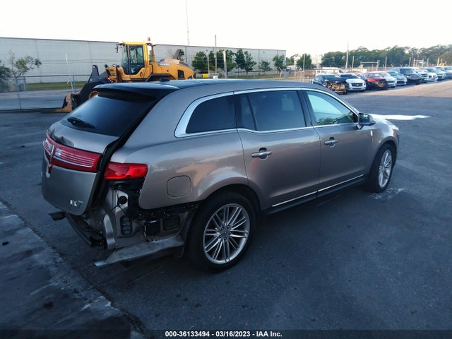 2019 Lincoln MKT, VIN: 2LMHJ5AT3KBL02373