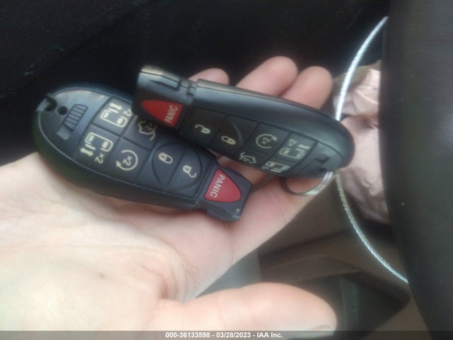 2C4RC1CG4FR611127 Chrysler Town & Country Touring-l