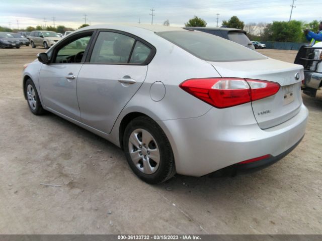 KNAFX4A68G5572167 KIA FORTE LX
