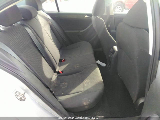 3VW2K7AJ5FM311025 Volkswagen Jetta Sedan 2.0l S