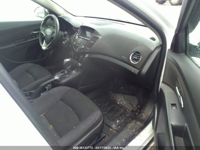 2013 CHEVROLET CRUZE 1G1PC5SBXD7285930 Photo 4