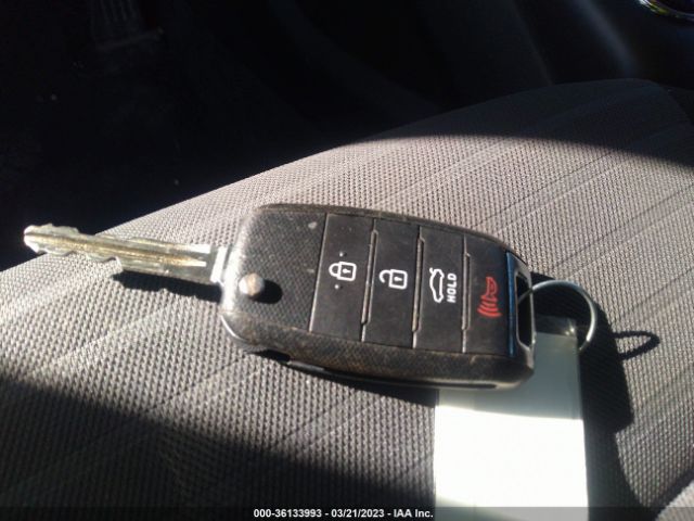 3KPFL4A76JE199066 KIA FORTE S