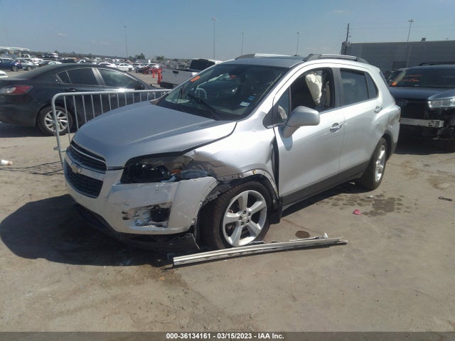 Chevrolet TRAX LTZ 2015 3GNCJNSB2FL212455 Image 2