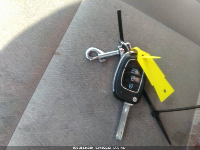 Hyundai TUCSON SE 2017 KM8J33A41HU555215 Image 11