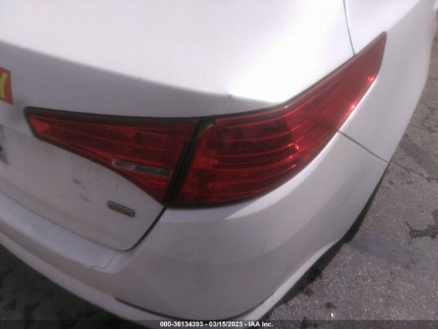 5XXGM4A71FG378597 KIA Optima Lx