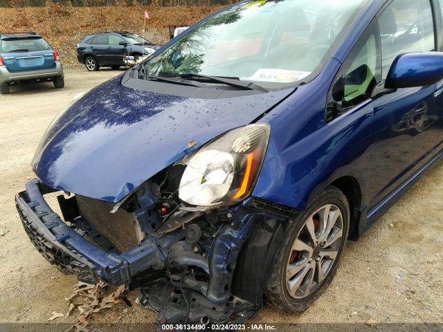 2013 HONDA FIT SPORT VIN: JHMGE8H57DC004287