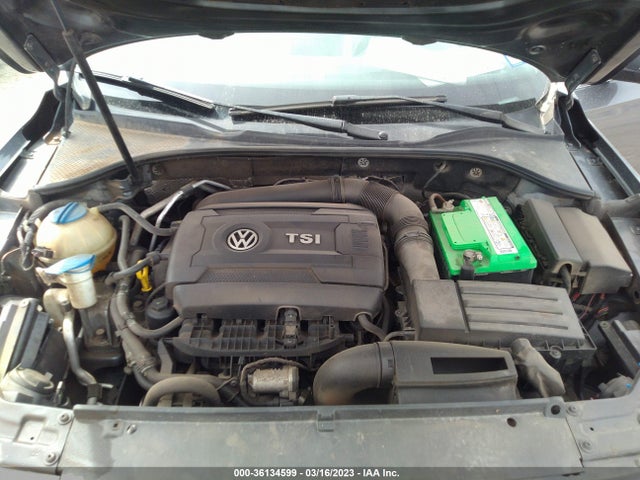 1VWAT7A39EC021056 Volkswagen Passat Wolfsburg Ed