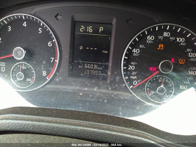 1VWAT7A39EC021056 Volkswagen Passat Wolfsburg Ed