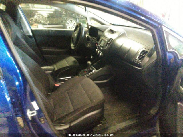 3KPFK4A79JE272675 KIA FORTE LX