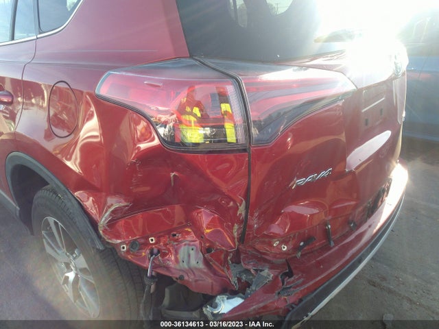 2017 TOYOTA RAV4 XLE VIN: JTMWFREV7HJ143759