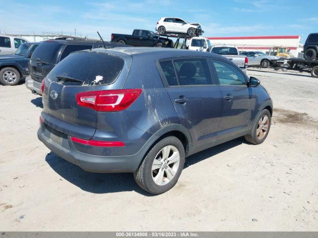 KNDPB3A26C7332207 KIA Sportage Lx