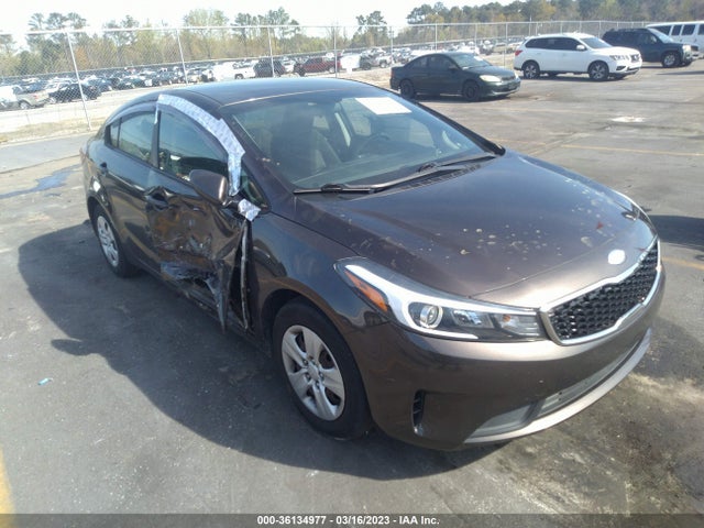 2018 Kia Forte, VIN: 3KPFL4A77JE219700