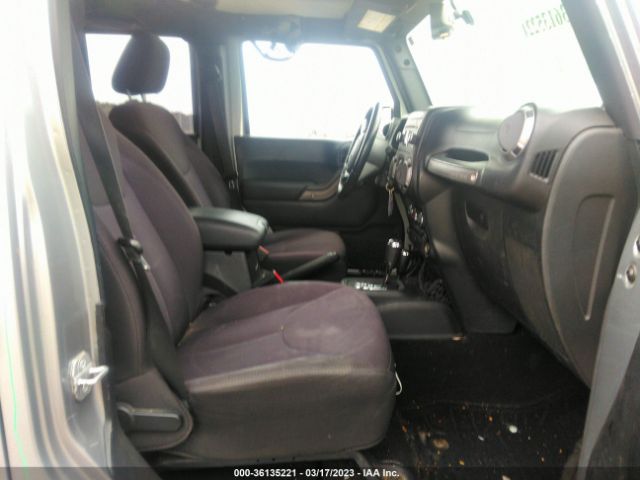 1C4BJWDG2EL207723 Jeep Wrangler Unlimited Sport