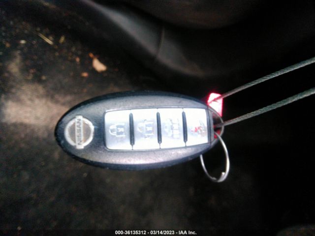 3N1AB7AP7HY282192 Nissan SENTRA SV