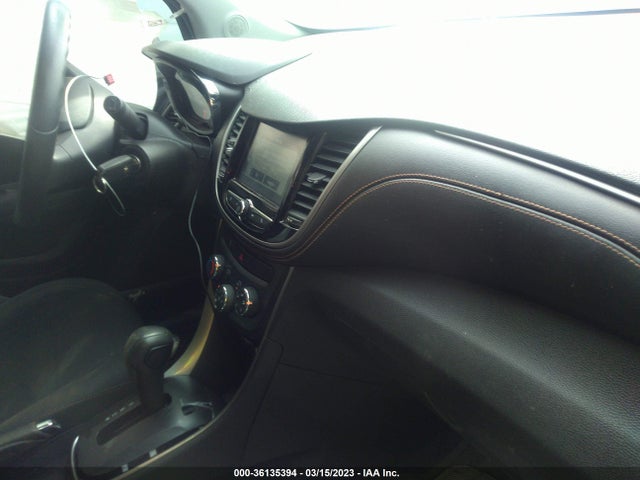Chevrolet TRAX LS 2017 3GNCJKSB3HL182030 Image 6