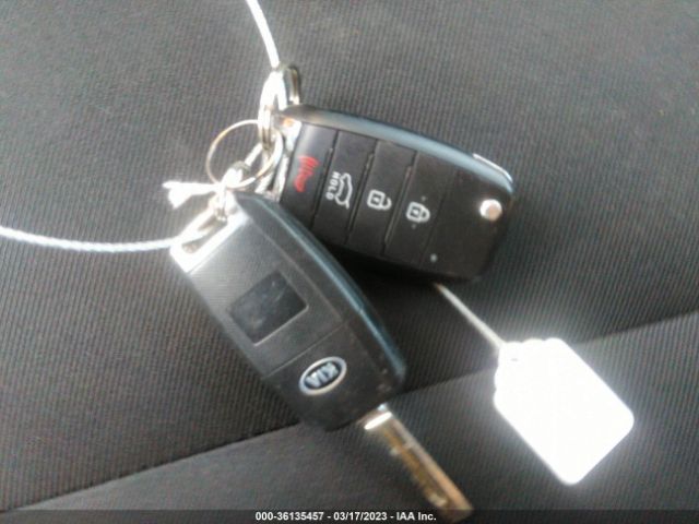 KNDJP3A55F7134370 KIA SOUL +