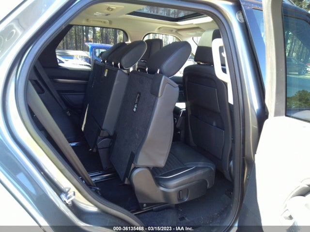 2019 LAND ROVER DISCOVERY HSE LUXURY VIN: SALRT2RV9K2407100