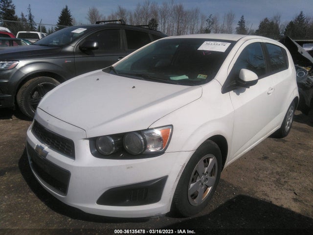 Chevrolet SONIC LS 2014 1G1JA6SH6E4133958 Image 2