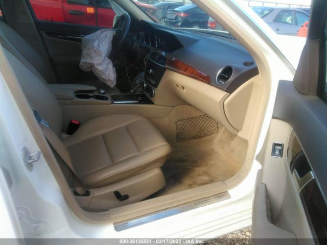 WDDGF4HB9EG246821 Mercedes-Benz C 250 Sport/luxury