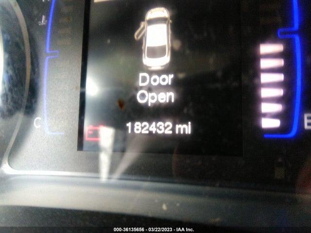 Chrysler 200 Limited 2015 1C3CCCAB7FN680551 Image 8