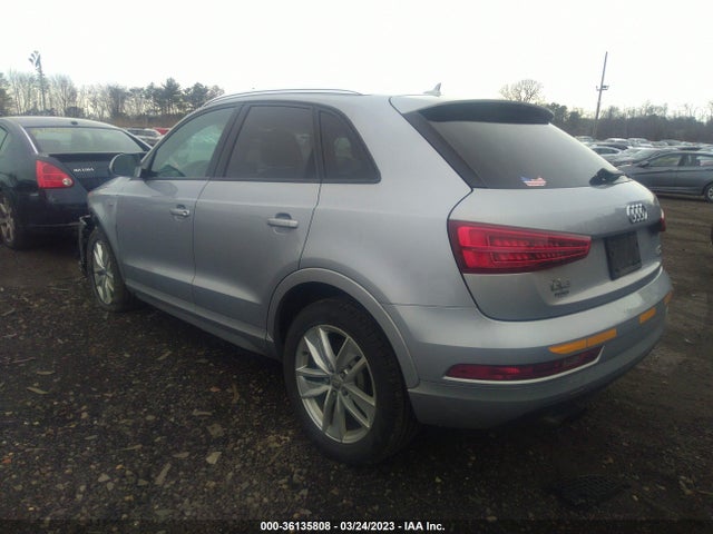 WA1ECCFSXJR015331 Audi Q3 Premium/sport Premium