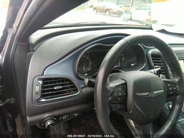 Chrysler 200 S 2015 1C3CCCBB4FN697497 Image 7