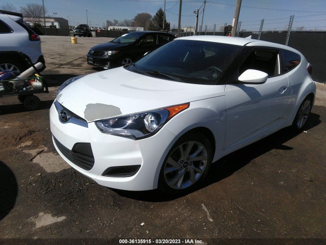 2016 Hyundai Veloster, VIN: KMHTC6AD3GU256186