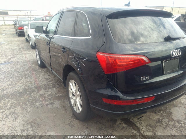 WA1CFAFP9BA029977 Audi Q5 2.0t Premium