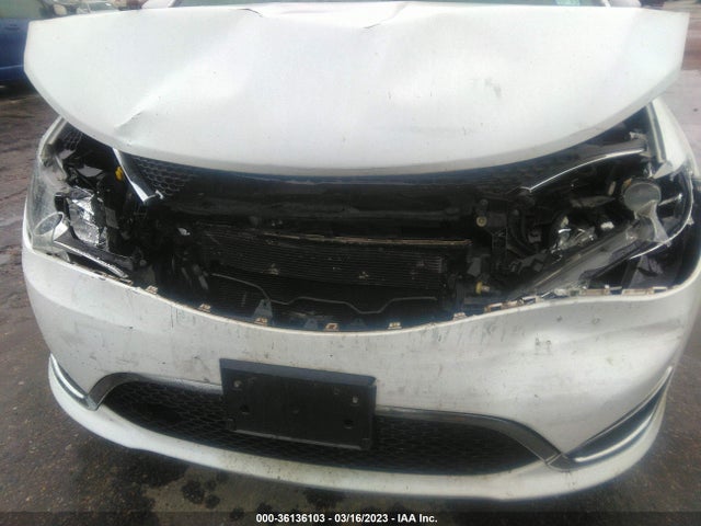 2C4RC1BGXHR523459 Chrysler Pacifica Touring-l