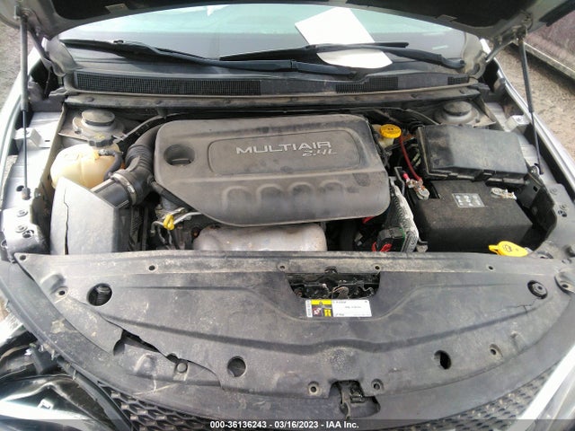 1C3CCCAB3FN694799 Chrysler 200 Limited