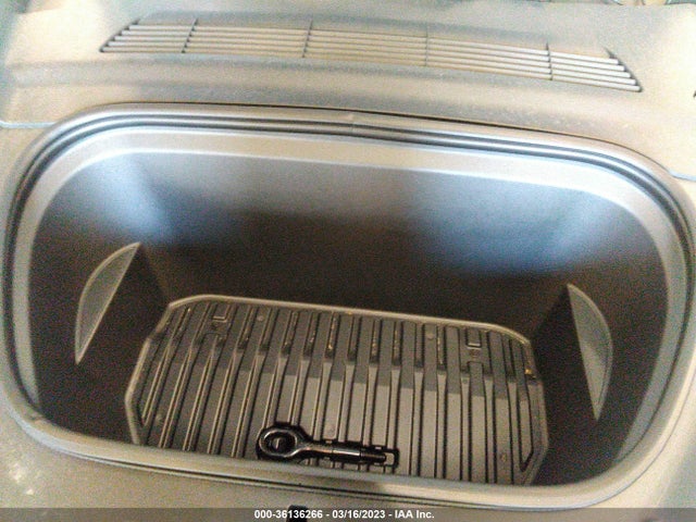 Tesla Model Y Long Range 2022 7SAYGDEE3NF544062 Image 11