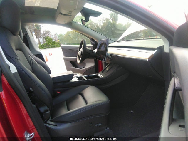 Tesla Model Y Long Range 2022 7SAYGDEE4NF373449 Image 6