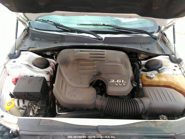 Chrysler 300 2014 2C3CCAAG4EH140839 Image 10