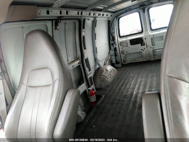 Chevrolet EXPRESS CARGO VAN 2014 1GCSGAFXXE1103572 Image 9
