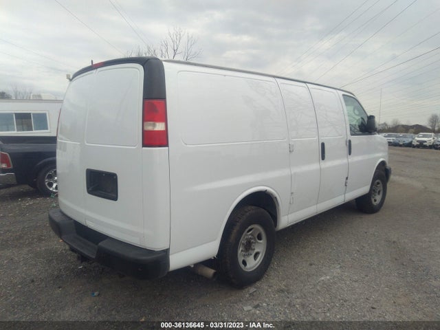 Chevrolet EXPRESS CARGO VAN 2015 1GCWGFCF6F1167104 Image 5