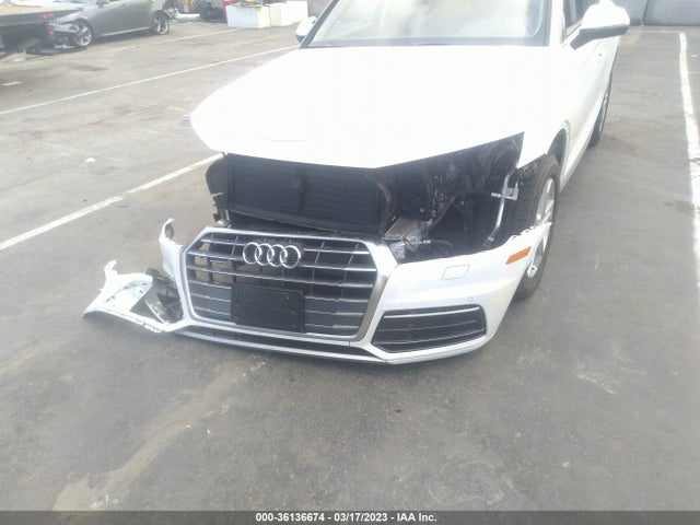 WA1BNAFY4J2216348 Audi Q5 Premium Plus
