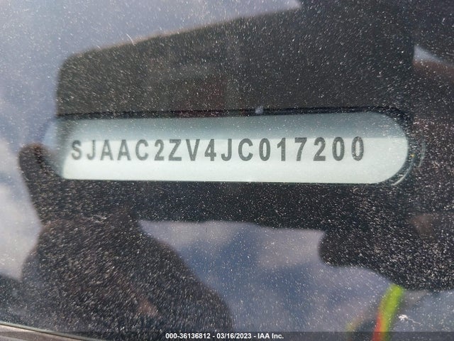 2018 Bentley Bentayga, VIN: SJAAC2ZV4JC017200