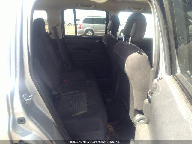 1C4NJPBBXGD809986 Jeep Patriot Sport