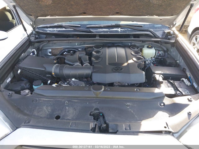 Toyota 4RUNNER SR5 2020 JTEBU5JR1L5772467 Image 11