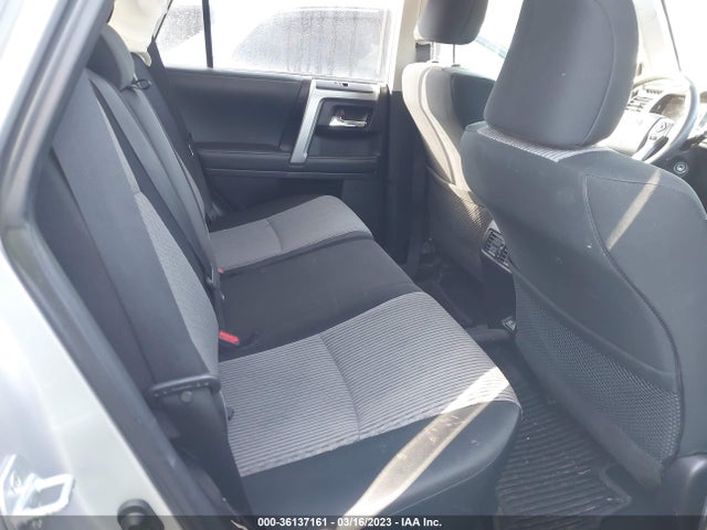Toyota 4RUNNER SR5 2020 JTEBU5JR1L5772467 Image 9