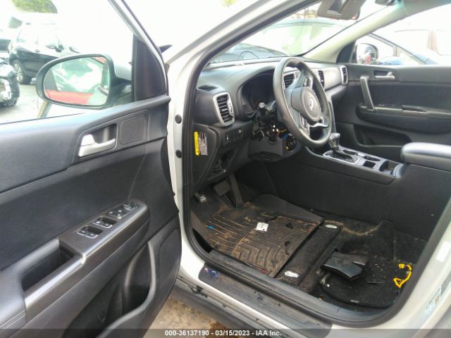 KNDPMCACXH7274886 KIA Sportage Lx