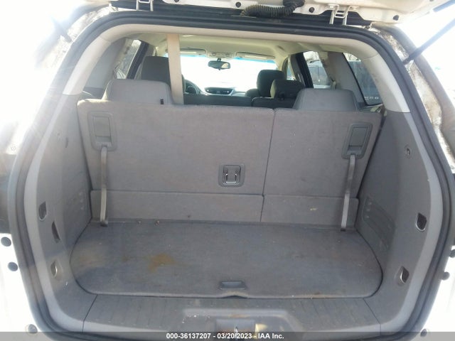 Chevrolet Traverse Ls 2017 1GNKRFED5HJ216730 Image 8