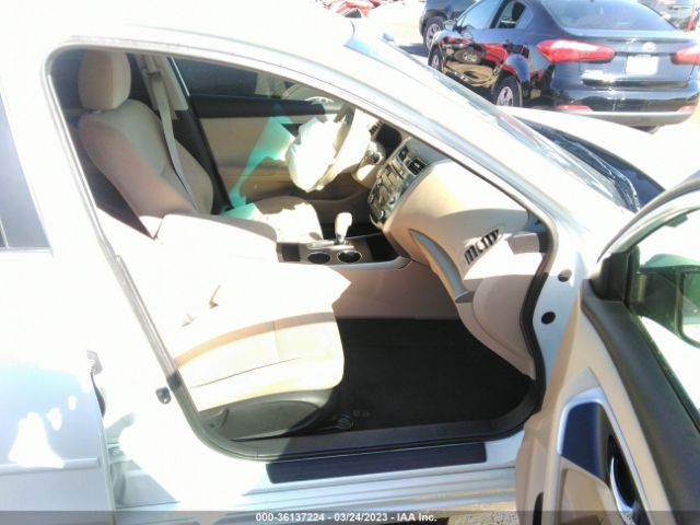 1N4AL3APXFN368261 Nissan Altima 2.5 S