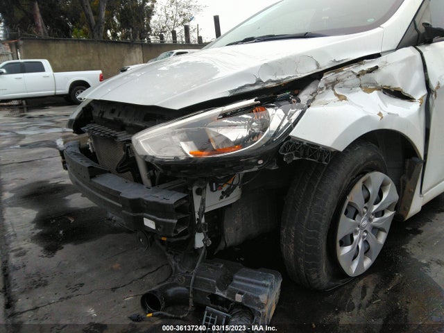 Hyundai ACCENT SE 2017 KMHCT4AE7HU388429 Image 6