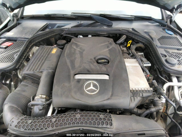 55SWF4JB2FU074299 Mercedes-Benz C-class C 300