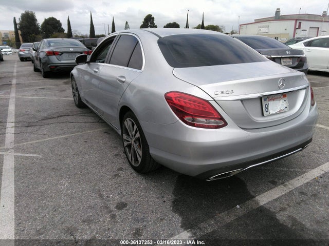 55SWF4JB2FU074299 Mercedes-Benz C-class C 300