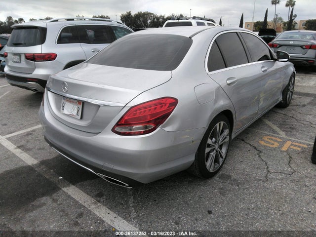 55SWF4JB2FU074299 Mercedes-Benz C-class C 300