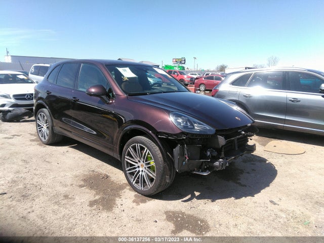 2018 Porsche Cayenne, VIN: WP1AE2A29JLA70497