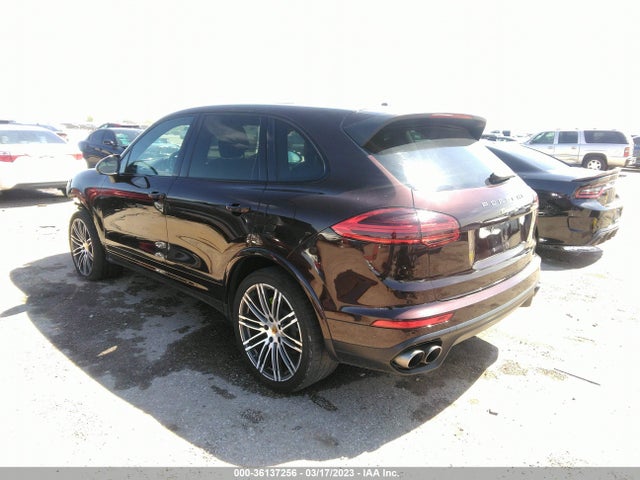 2018 Porsche Cayenne, VIN: WP1AE2A29JLA70497