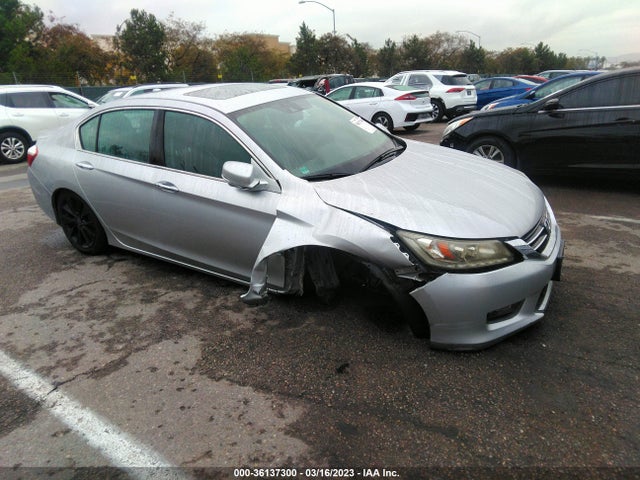 2015 1HGCR3F96FA004908 main image